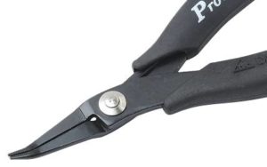 Pince à bec demi-rond coudé à 45°