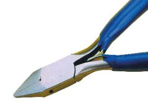 Pince coupante de côté, Tête droite évidée