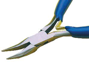 Pince à bec demi-rond coudé strié